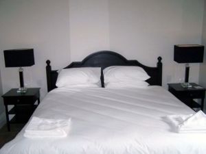 Wallacia Hotel - Accommodation Sydney